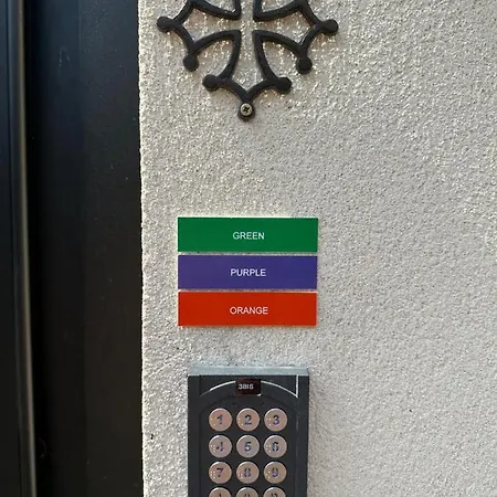 Apartment Green&purple 24-24 Access Bois-Colombes